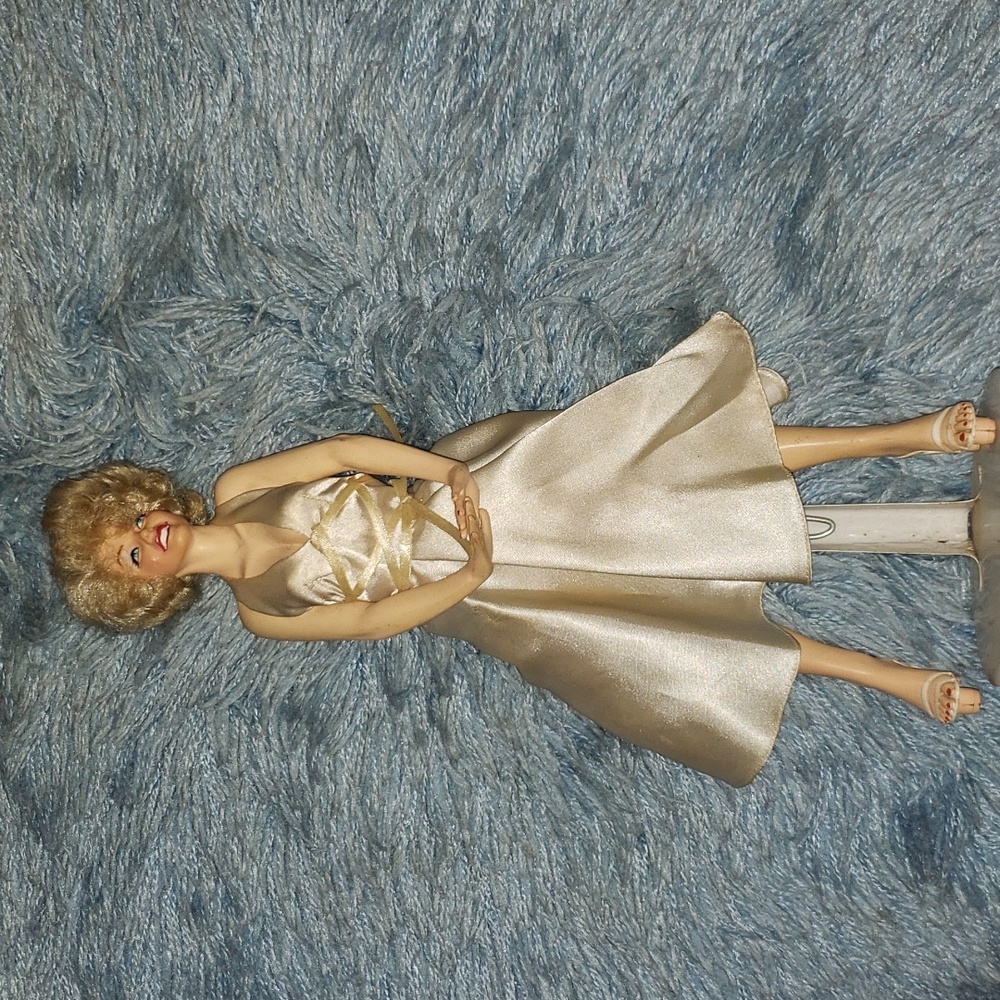 Marilyn Monroe doll